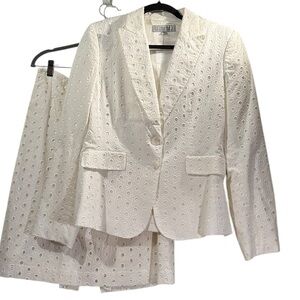 Tahari Arthur S Levine Skirt Suit Size 10 Ivory Eyelet 2 Piece Set